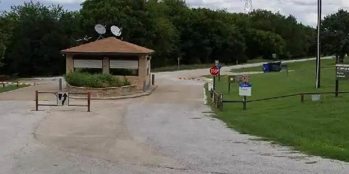 Camper submitted image from COE Benbrook Lake Mustang Park Bear Creek Campground