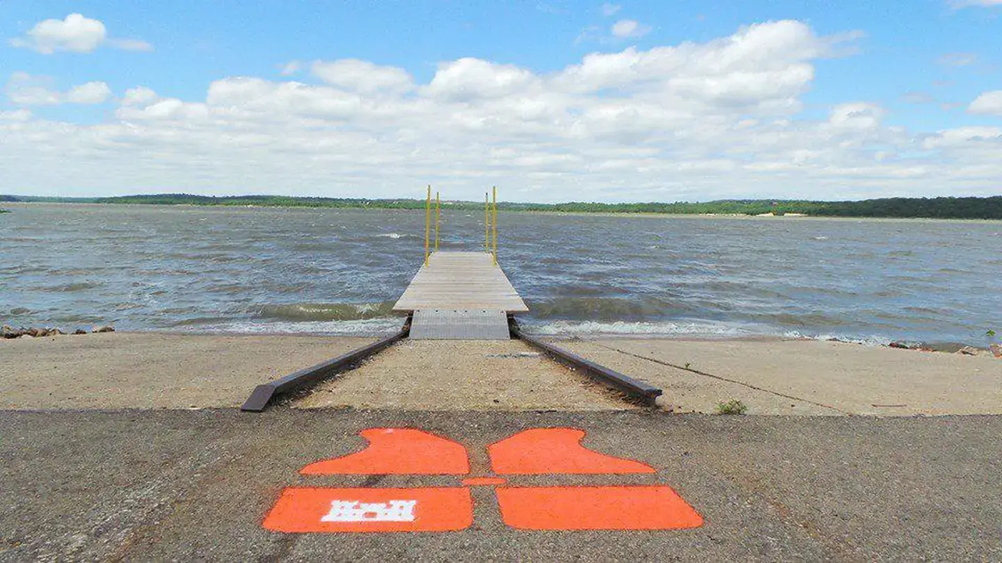 Camping near Prairie Clover Campground — Clinton State Park: Bloomington West, Lawrence, Kansas