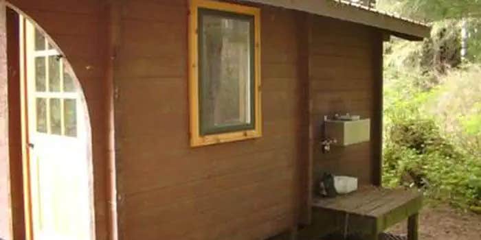 Camper submitted image from Admiralty Cove Cabin