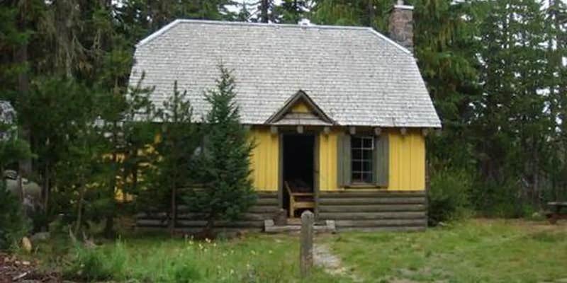 Camper submitted image from Olallie Lake Guard Station Cabin