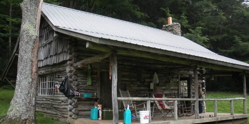 Camper submitted image from Swan Cabin