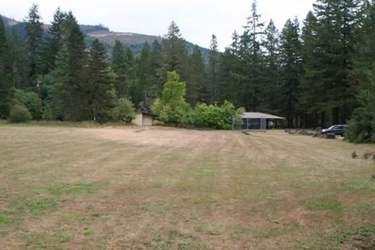 Camping near Susan Creek Campground: Wolf Creek Group Site, Idleyld Park, Oregon