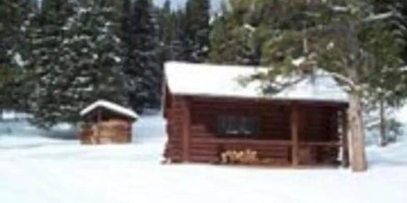 Camper submitted image from Window Rock Cabin