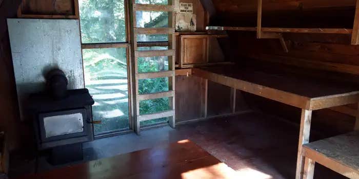 Camper submitted image from Goulding Lake Cabin