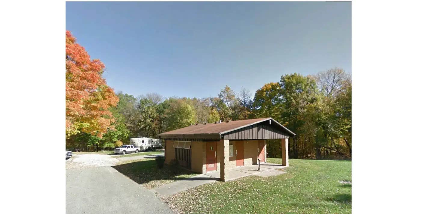 Camper submitted image from Linder Point Campground - 1