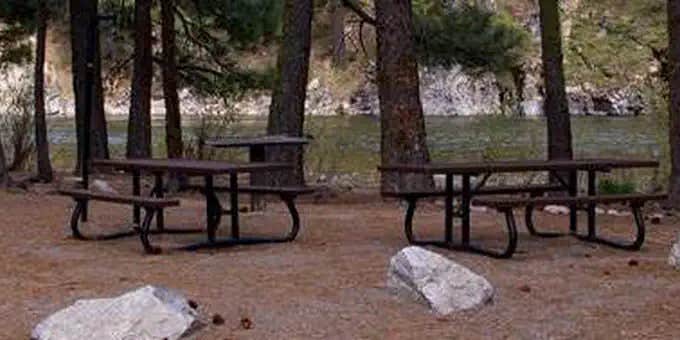Camper submitted image from Elks Flat Campground