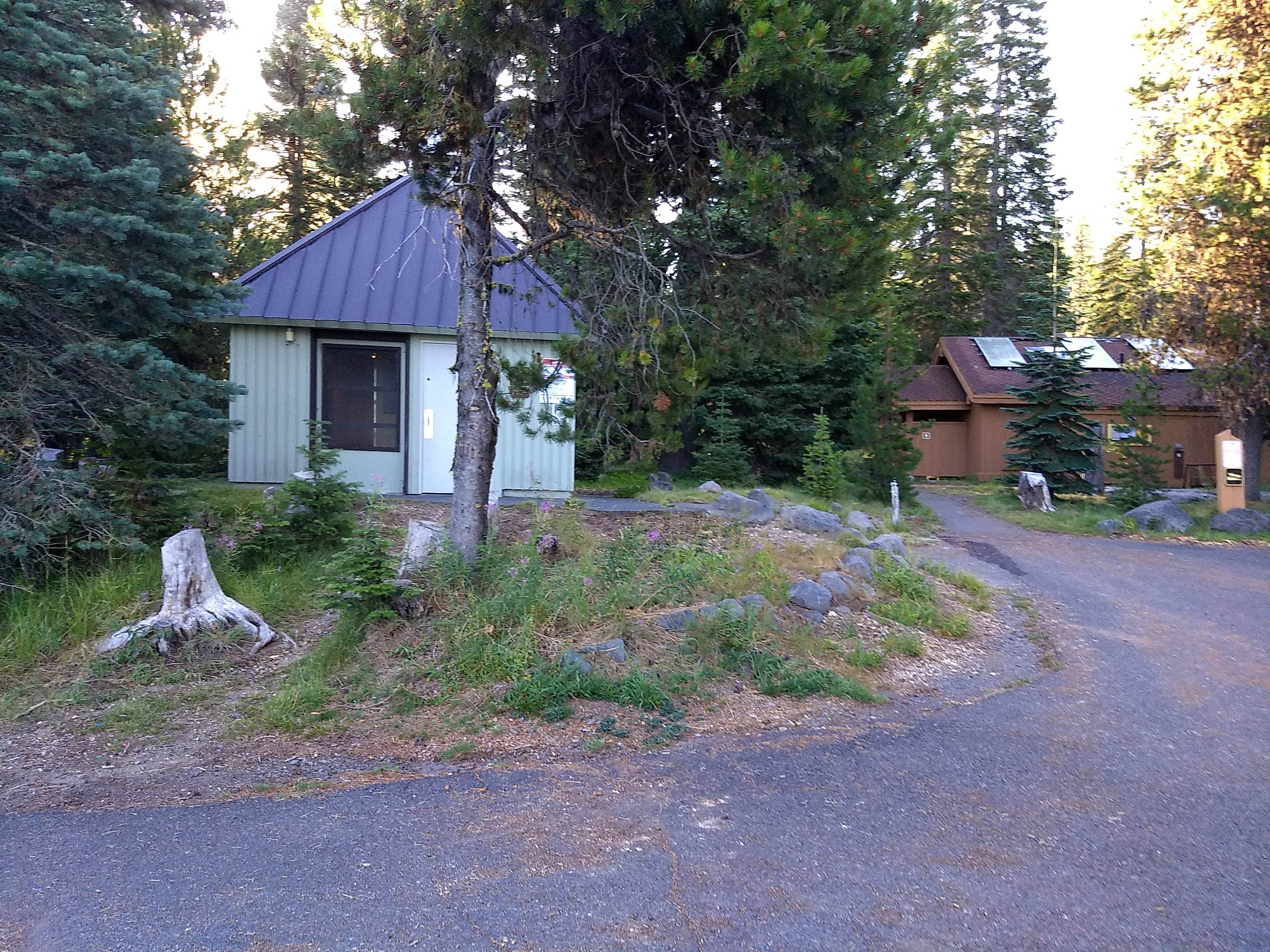 Camper submitted image from Diamond Lake - 4