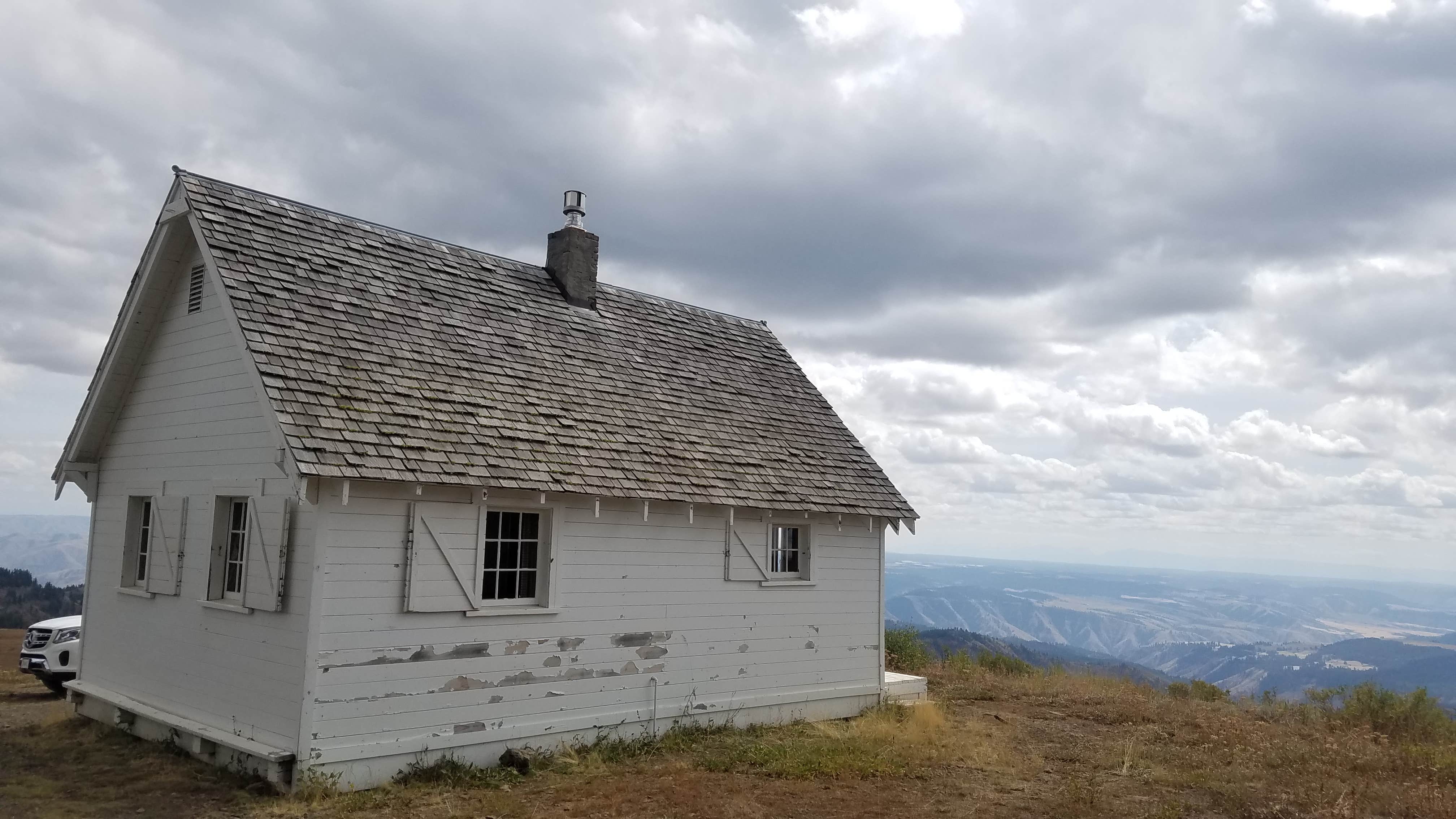 Camper submitted image from Wenatchee Guard Station - 3