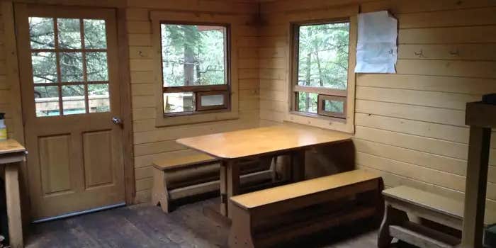 Camper submitted image from White Sulphur Springs Cabin