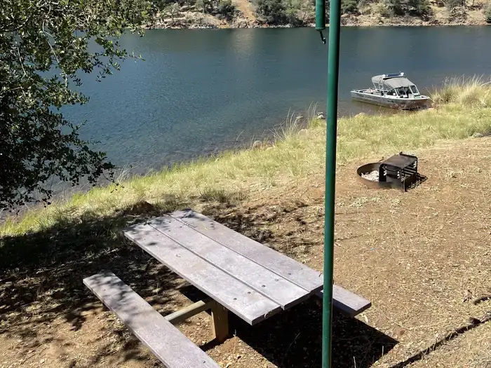 Camping near Live Oak Riverfront Park: Englebright Lake Boat In Campground — Harry L. Englebright Lake, Smartsville, California