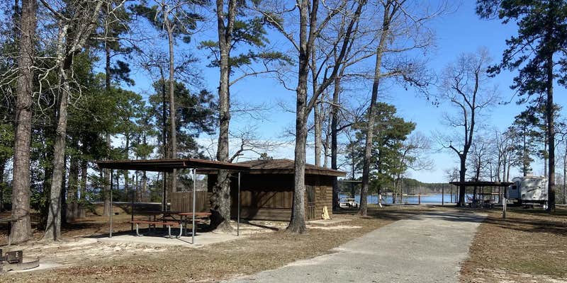Camper submitted image from COE Sam Rayburn Reservoir Twin Dikes Park