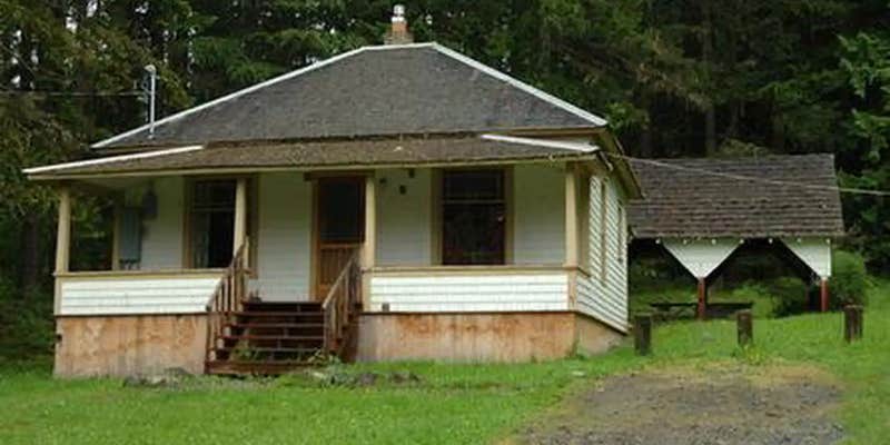 Camper submitted image from Louella Cabin