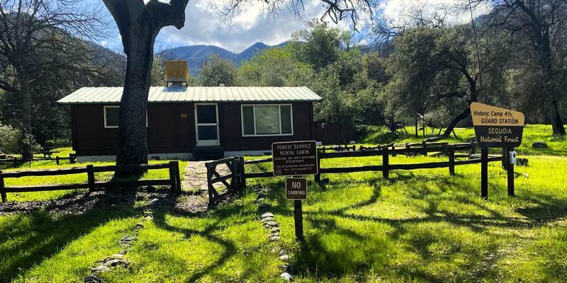 Camper submitted image from Camp Four And Half Cabin