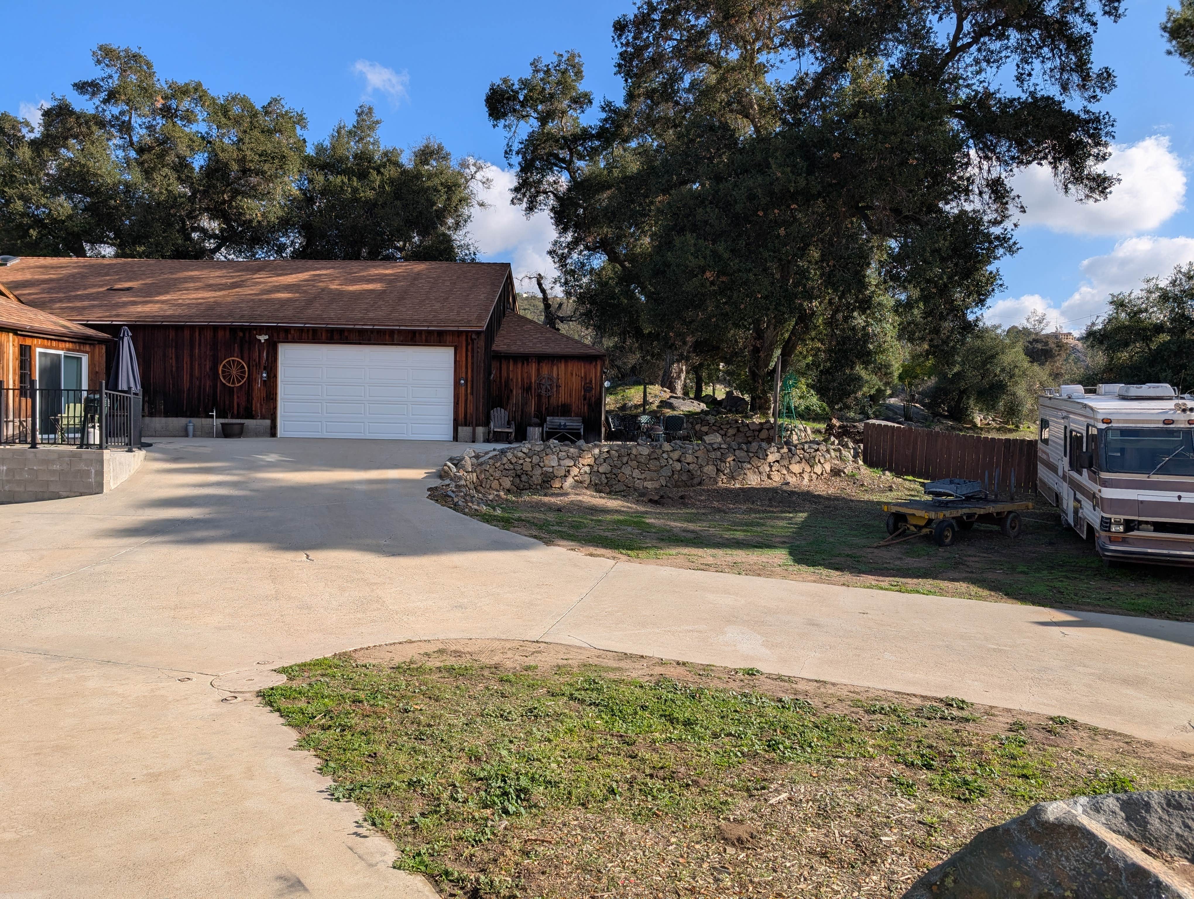 Camper submitted image from Redwood and Oaks - 1