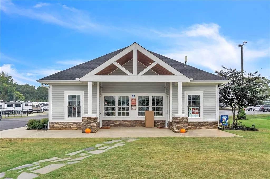 Camper submitted image from Tiger Town Retreat - 1