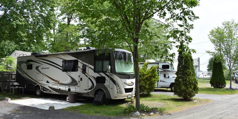 Camper submitted image from Berry's Grove Campground