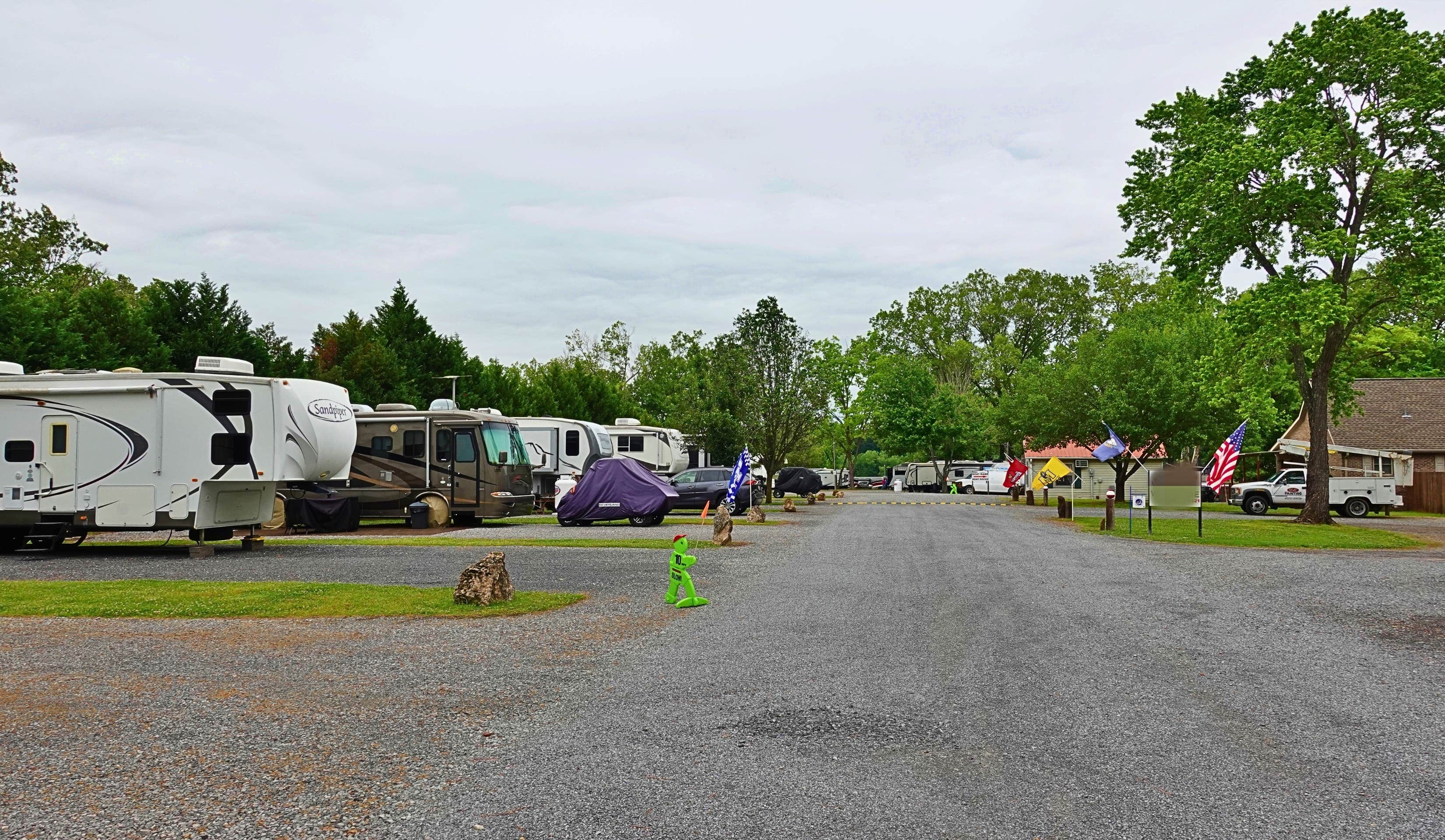 Camper submitted image from Water's Edge RV Park & Marina - 2