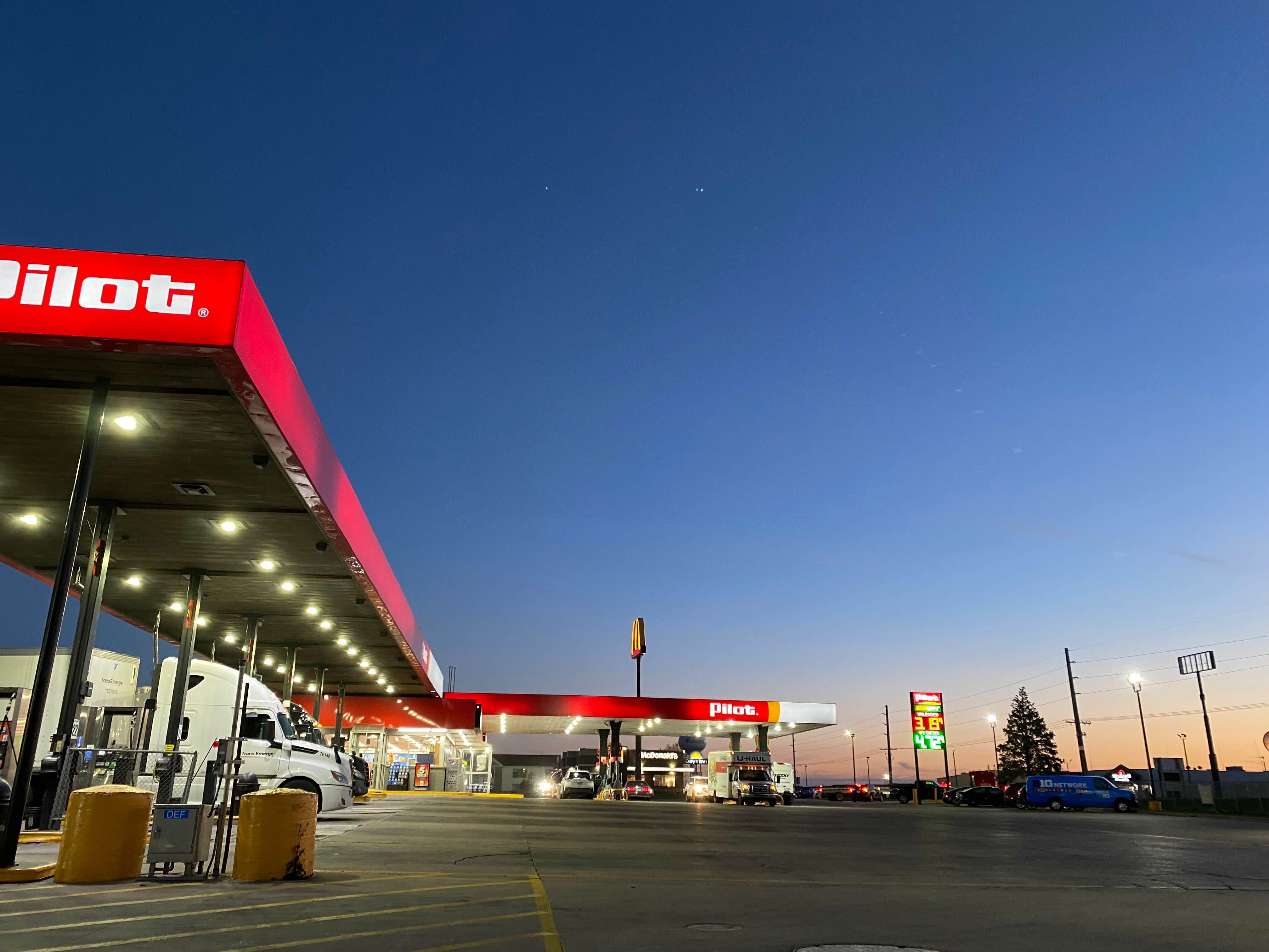 Stuart K.'s photo of rv camping at Pilot Travel Center — Walcott near Mississippi River - Pools 11-22