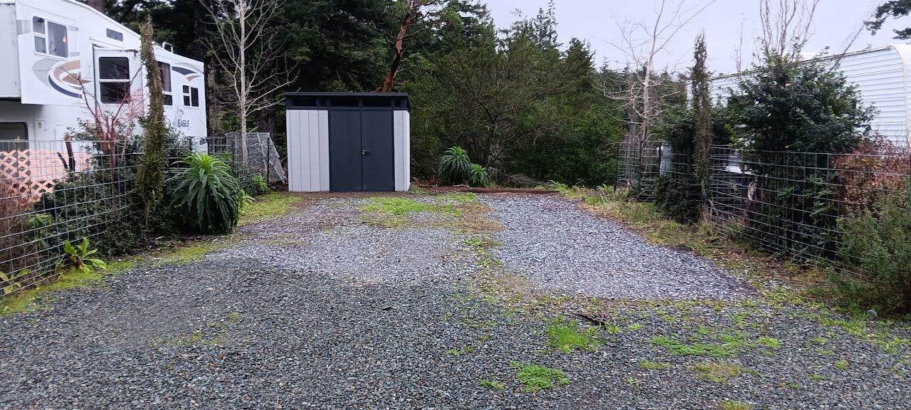 Camper submitted image from Paradise Point RV - 2