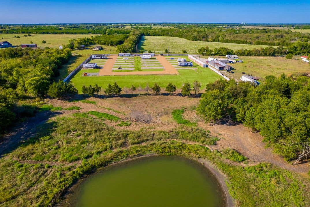 Camping near Sugar Hill RV Resort: Fannin Meadows RV Park, Farmersville, Texas