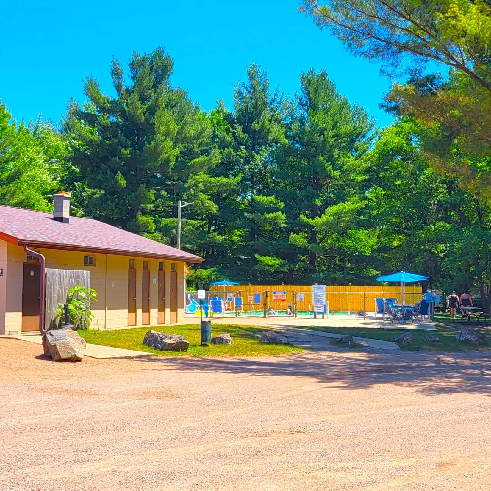 Camping near Petenwell Park: Pineland Camping Park, Friendship, Wisconsin