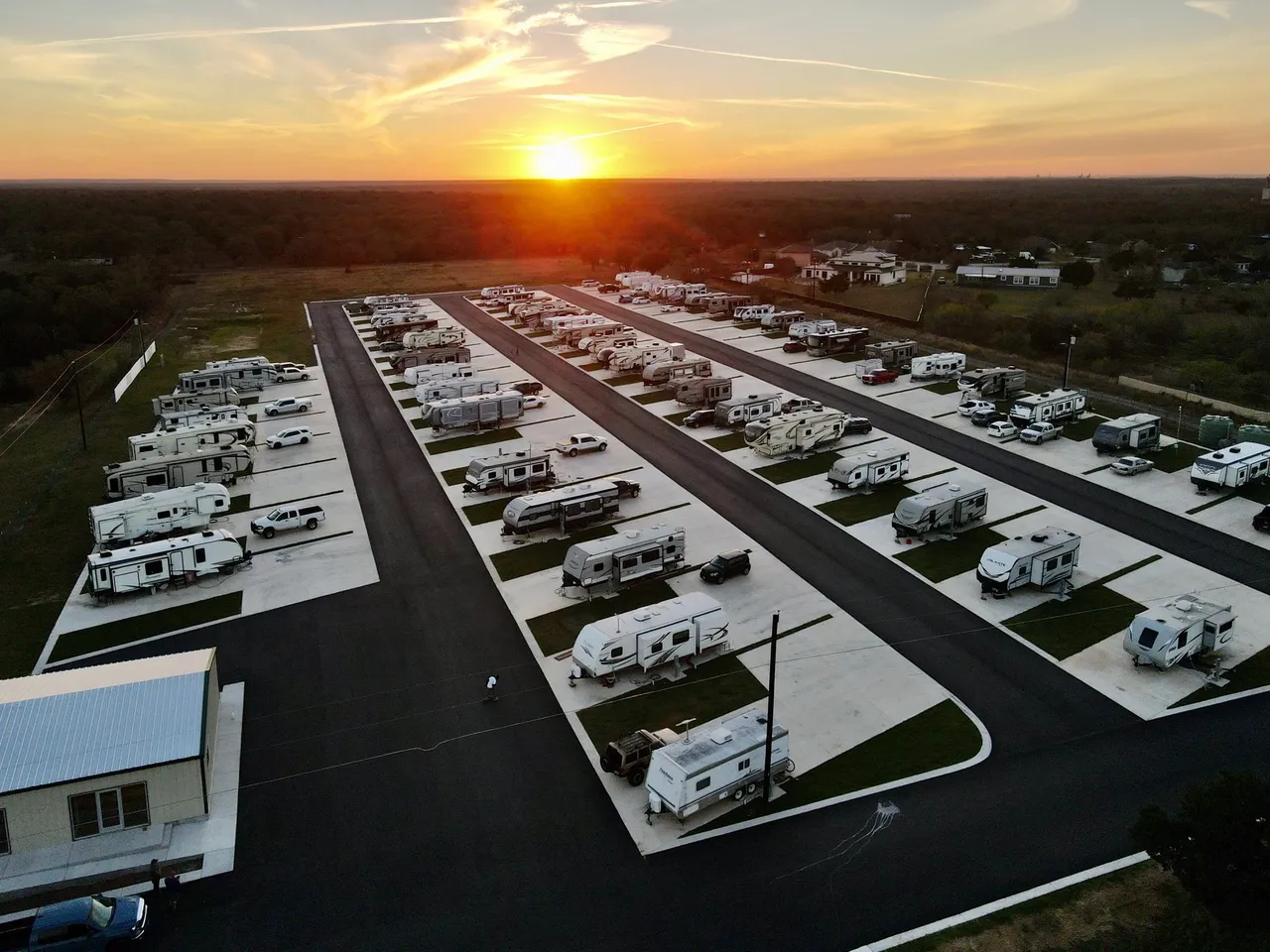 Camping near Tiny T Ranch: Hwy 71 RV Park, Bastrop, Texas