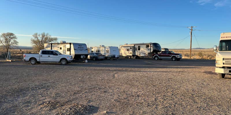 Camper submitted image from Four winds motel & RV Park