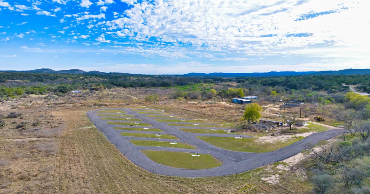 James River RV Park - Texas | Castell, Texas