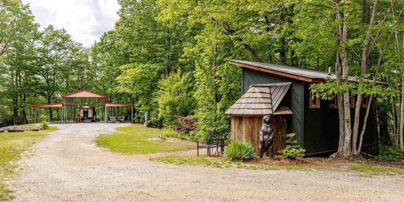 Camper submitted image from Indian Creek Rentals