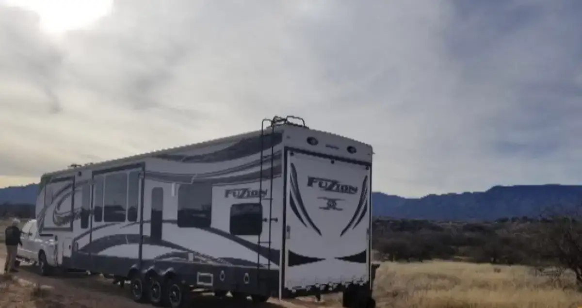 Camping near Dead Horse Ranch State Park Campground: Cornville RV Parking, Cottonwood, Arizona
