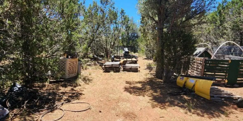 Camper submitted image from White Mountains RV Parking