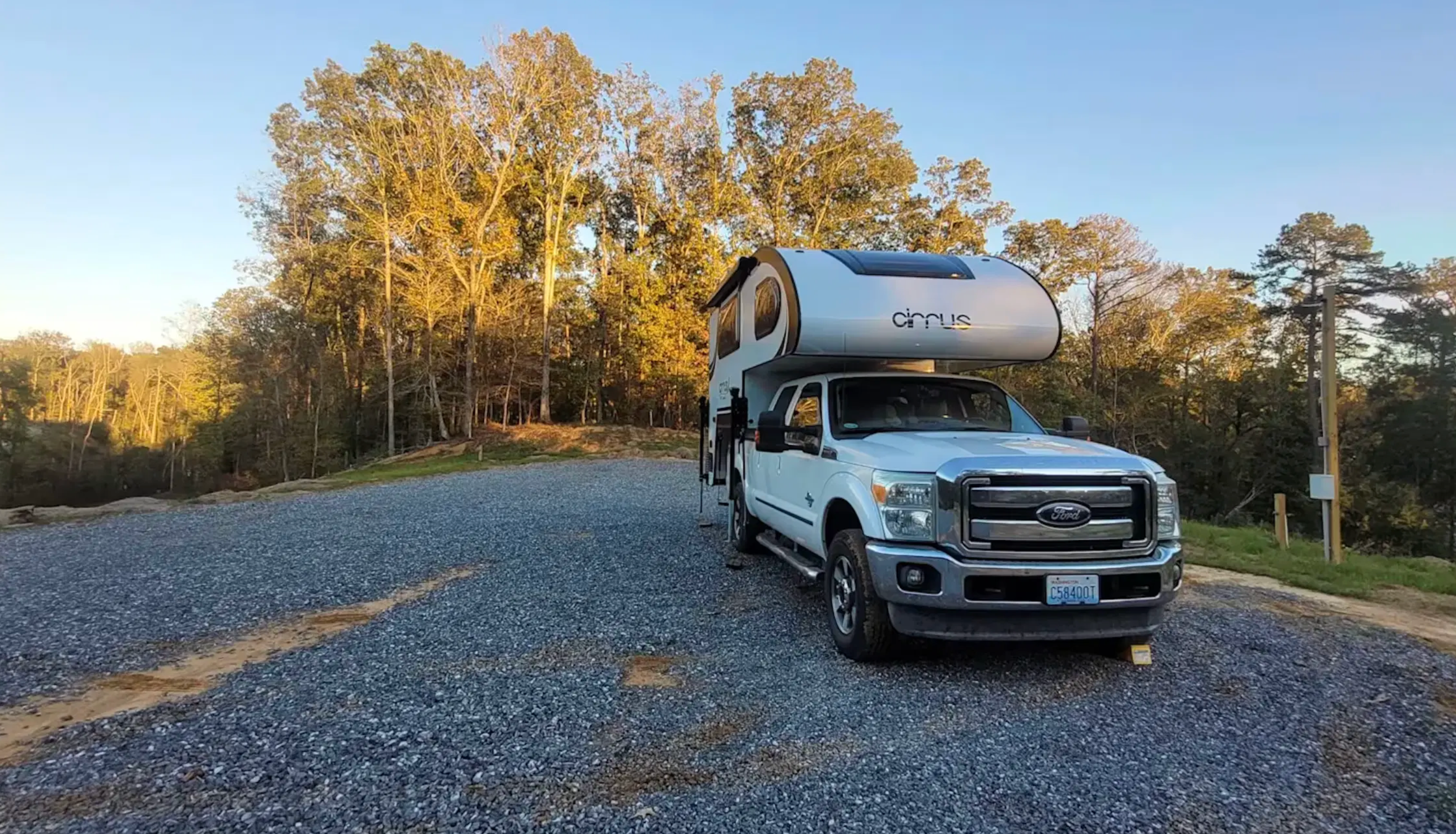 Happy Hooves Farm - RV Parking