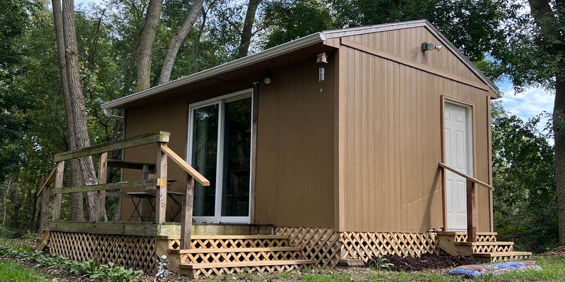 Camper submitted image from Secluded Country Cabin