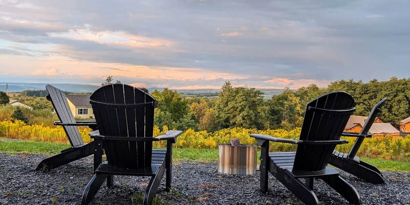 Camper submitted image from Naturluxe & Stars