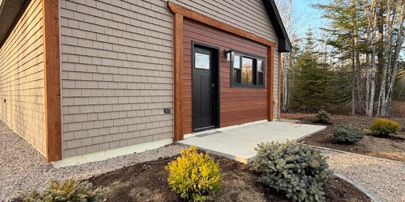 Camper submitted image from Acadia Timber Cottages