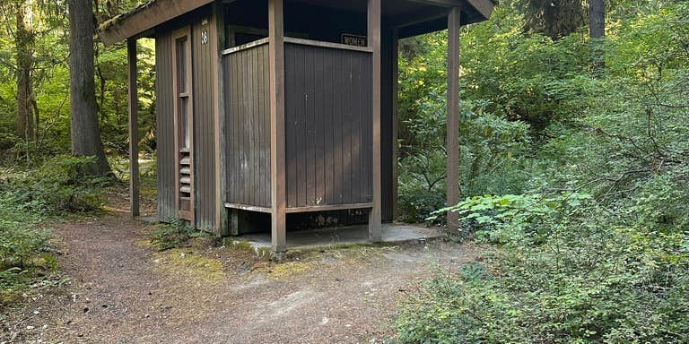 Camper submitted image from Kingfisher Mt. Hood National Forest