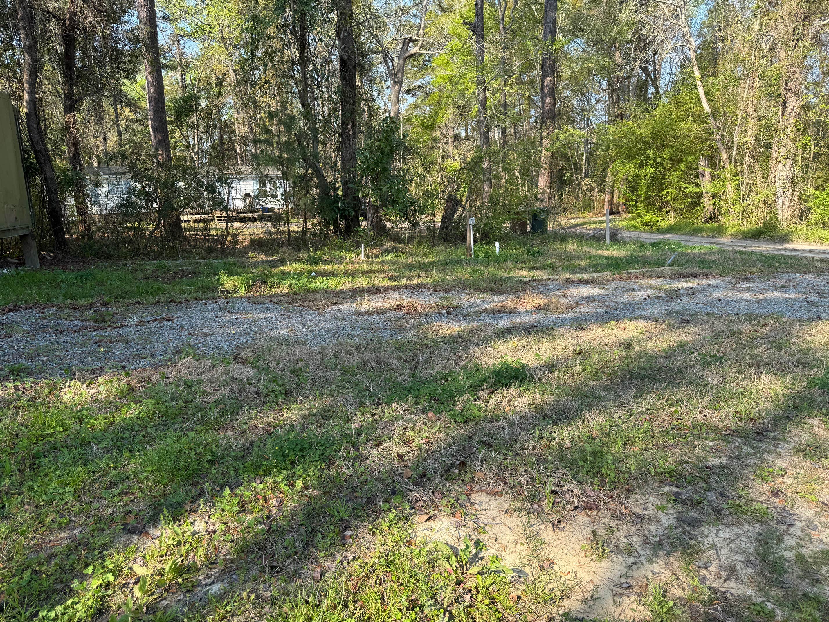 Camping near Fort Fisher Air Force Recreation Area: Coastal Country Retreat, Wilmington, North Carolina