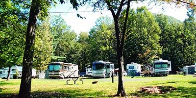 Camper submitted image from Twin Streams Campground