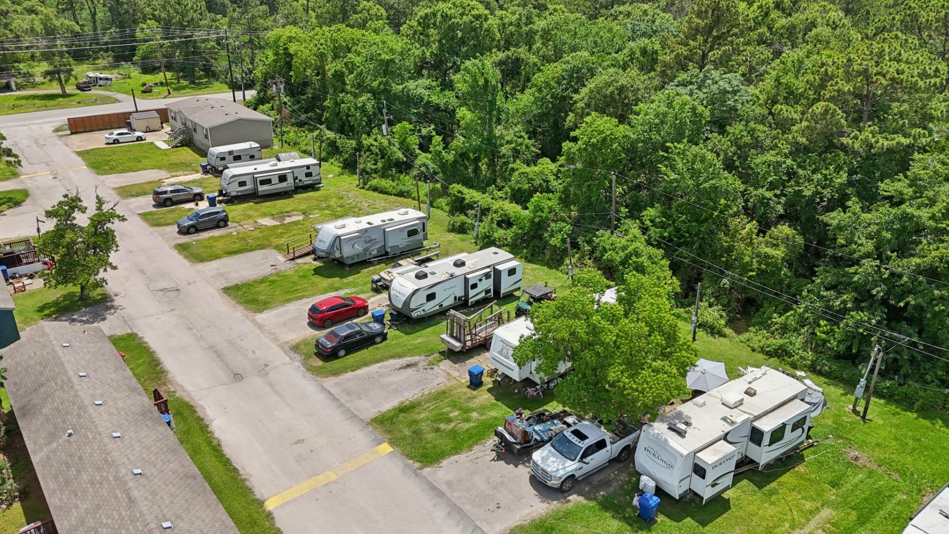 Camping near Cracker Barrel — Baytown: Forest Vista Mobile Home and RV Park, La Porte, Texas