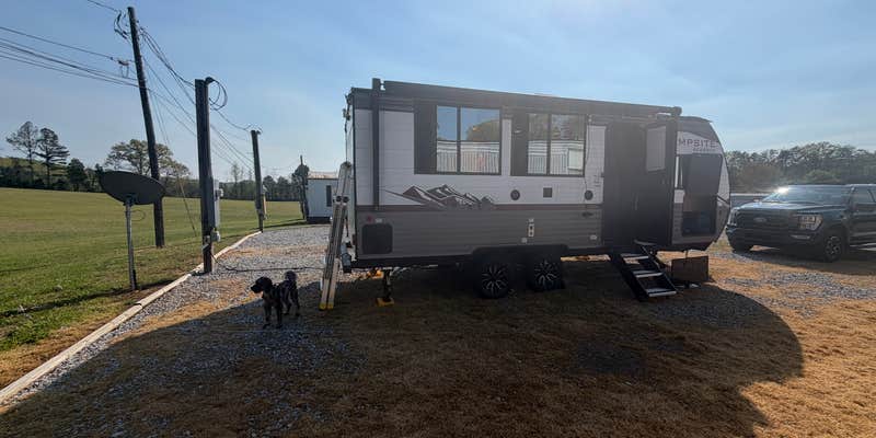Camper submitted image from Peakland RV Park