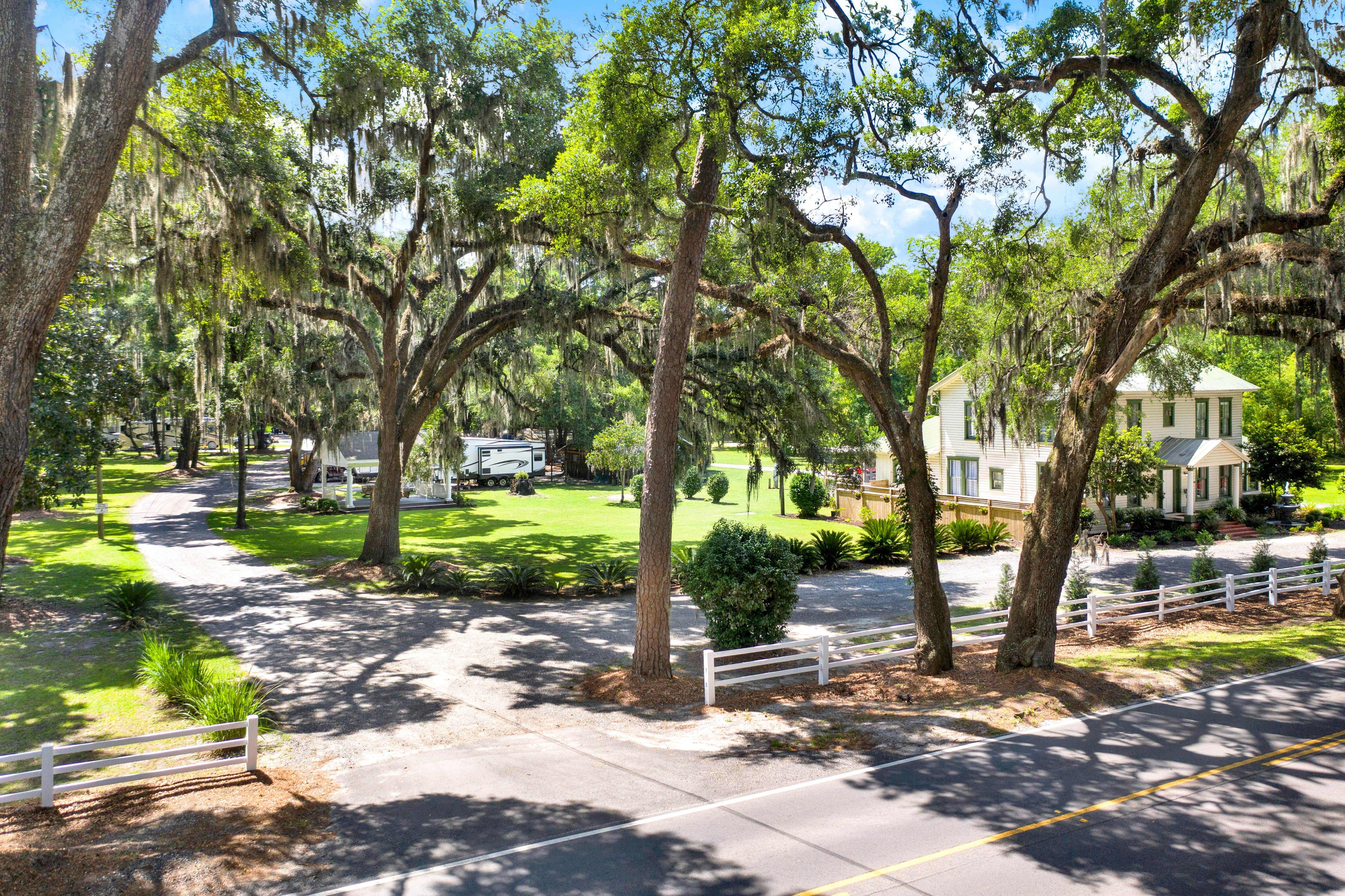 Camping near Mcintosh Lake RV Park: McIntosh Manor Retreat & Venue, Townsend, Georgia