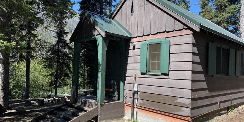 Camper submitted image from Cottonwood Cabin