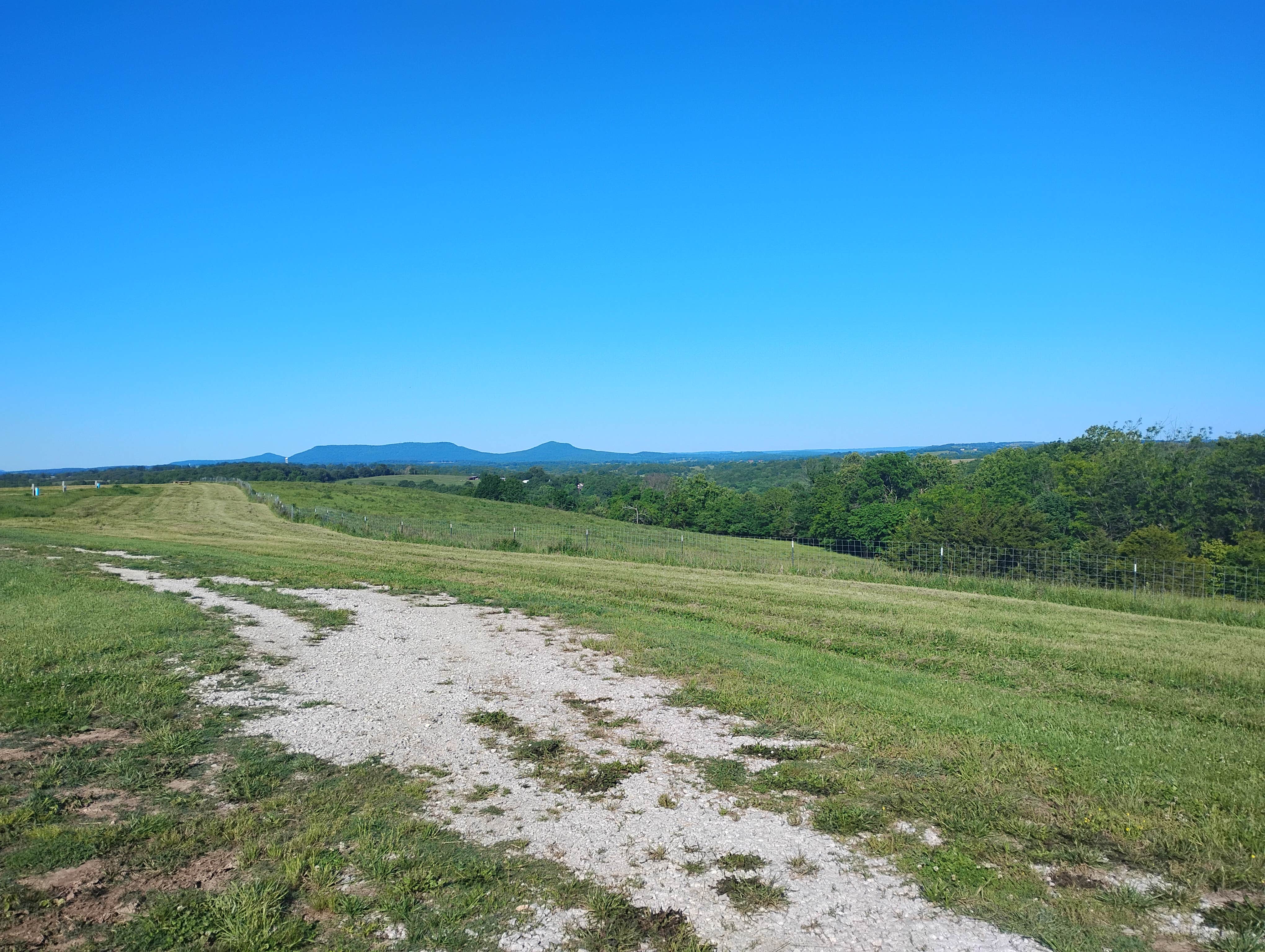 Camping near Harrison RV Park & Campground: Sunset RV Park, Everton, Arkansas