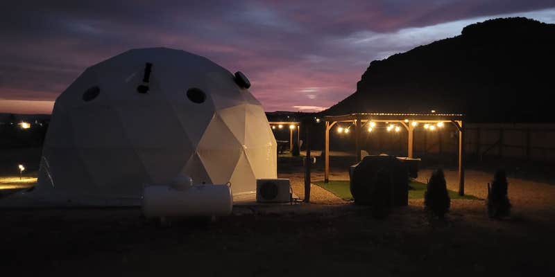 Camper submitted image from White Camel