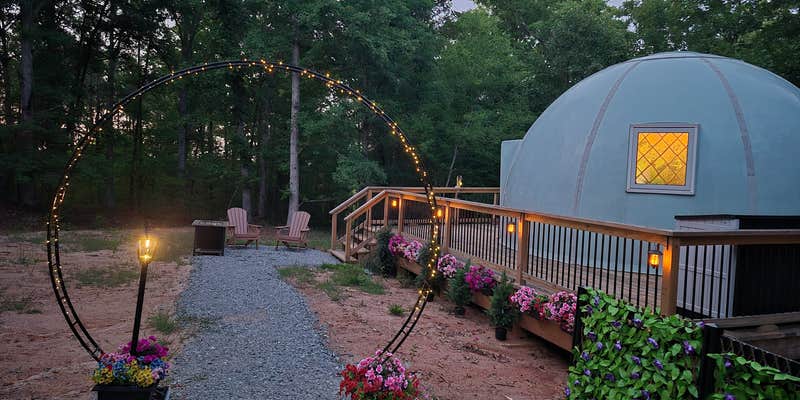 Camper submitted image from Simple Pleasures Glamping