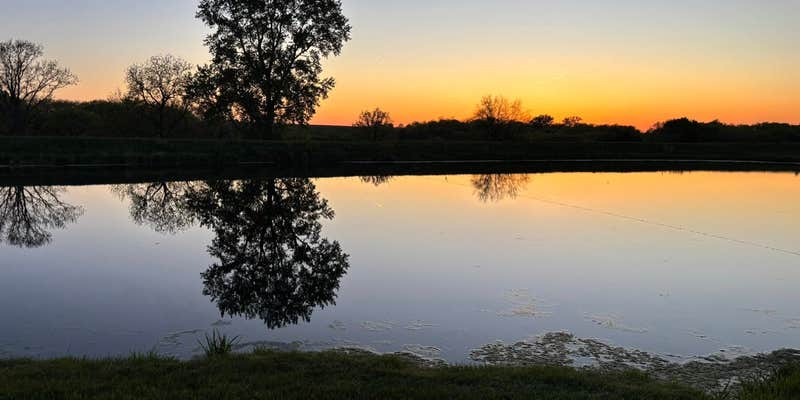 Camper submitted image from Country Crossing RV Park