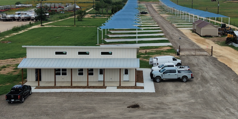 Camper submitted image from Shade Stop Rv of Floresville