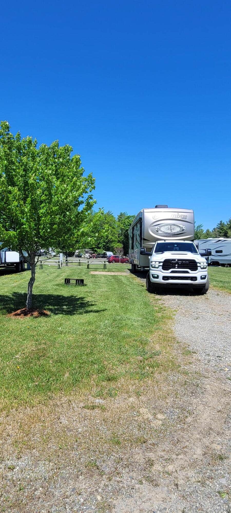 Camping near Bald Mountain Farm: Holden Family Campground, Holden, Maine