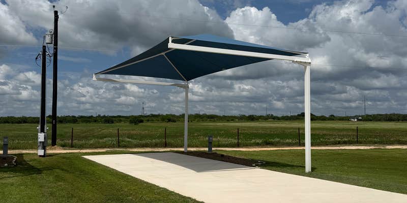 Camper submitted image from Shade Stop Rv of Floresville