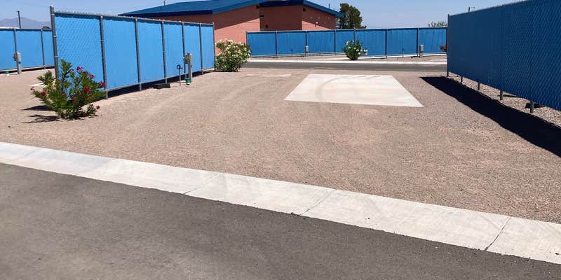 Camper submitted image from Cabana RV Park